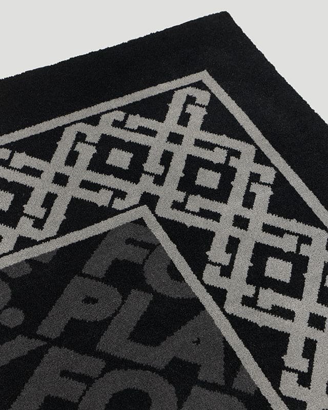 GDUP Rug Black/Grey - Medium - Image 4