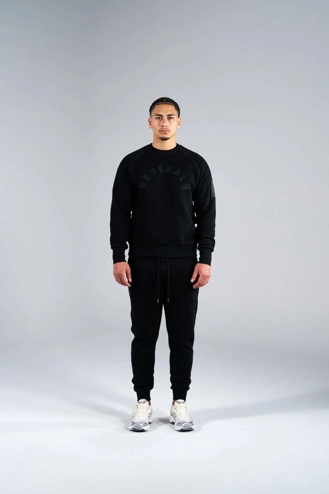 Generals Classic Fit Crewneck Jet Black - Image 2